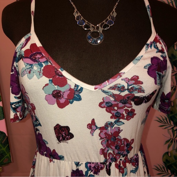 Charlotte Russe White Floral Off Shoulder Dress - Picture 4 of 6